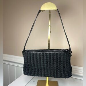 VTG Liz Clairborne Black Woven Shoulder Bag 4.5 in H x 8 in L
